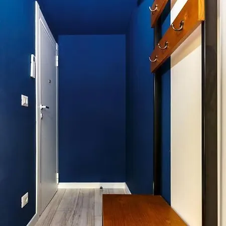 Luxury 3 Bd Aptment With Sea View *